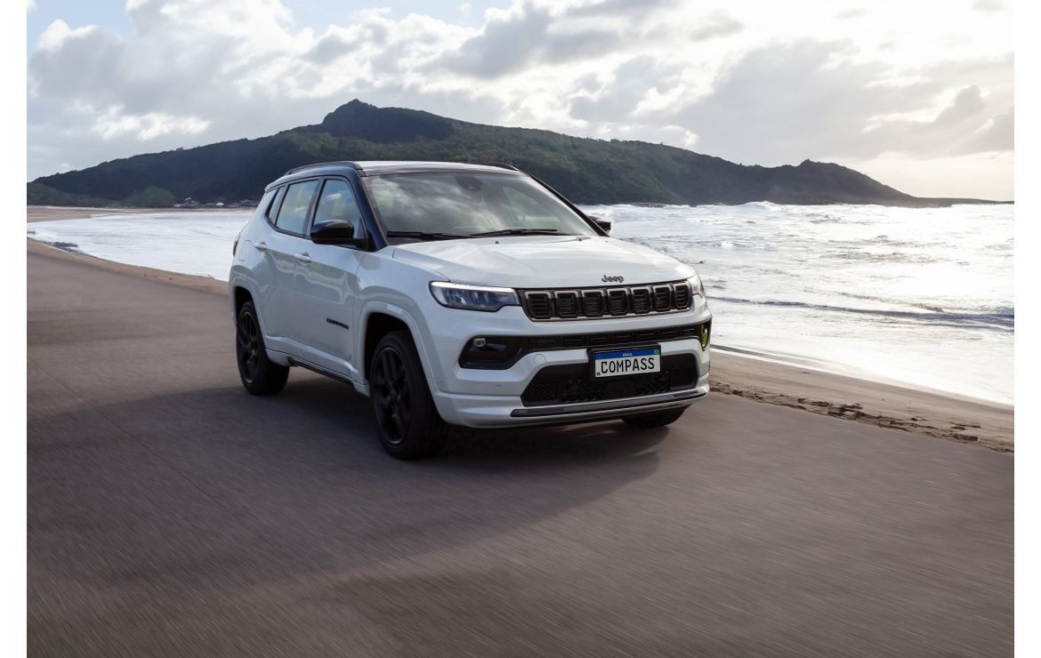 6 Jeep Compass.jpeg