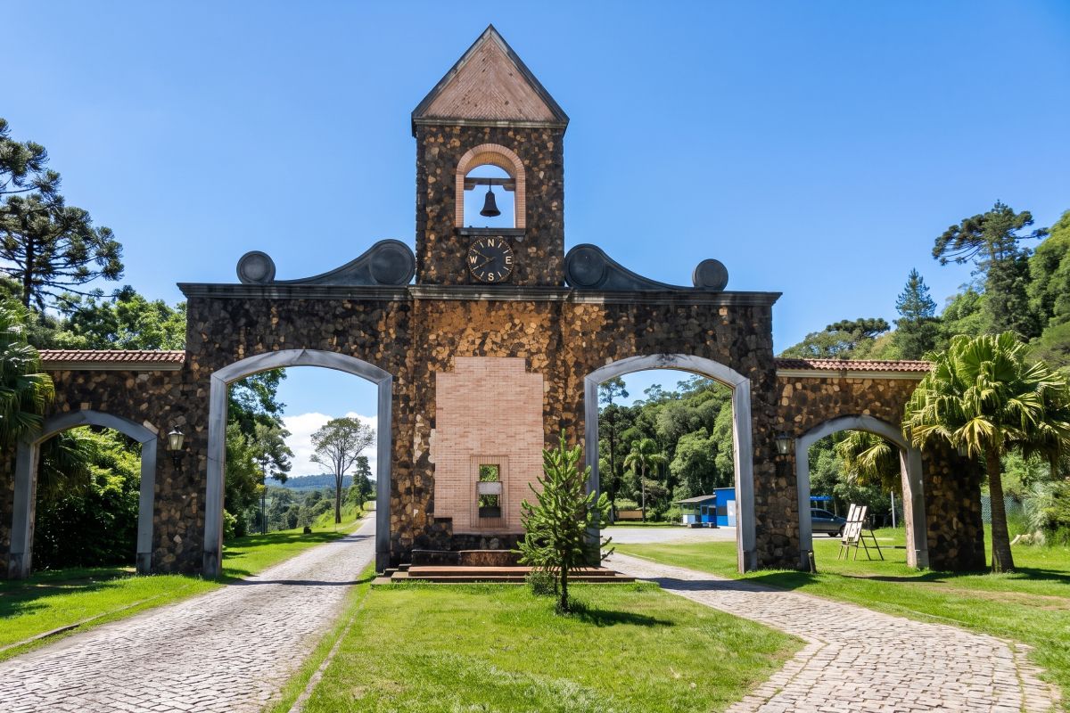 Estrada da Graciosa (PR).jpg