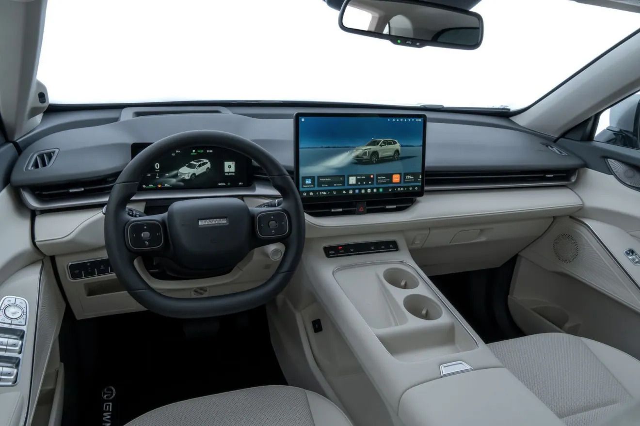 Haval H6 HEV One 2027 interior luxo.jpg