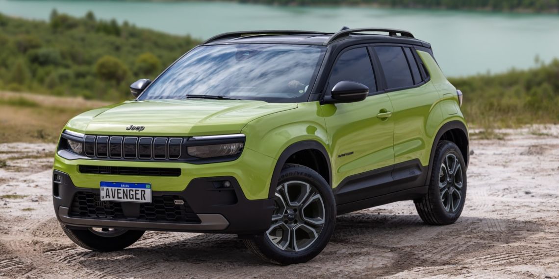 Jeep_Avenger.jpg