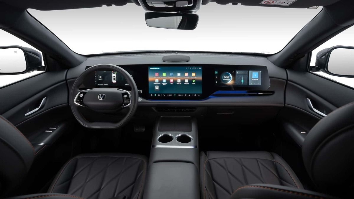 caoa-changan-cs75-painel 3 telas.jpg