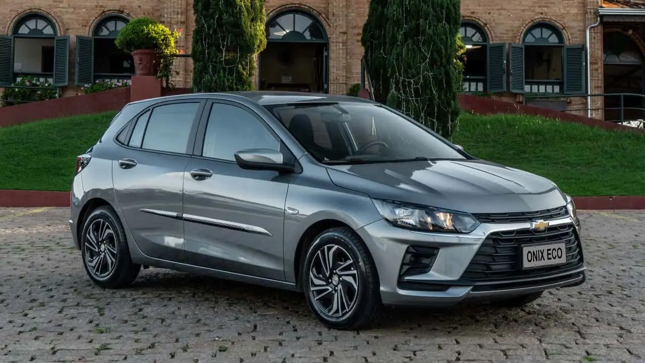 chevrolet-onix-eco.jpg
