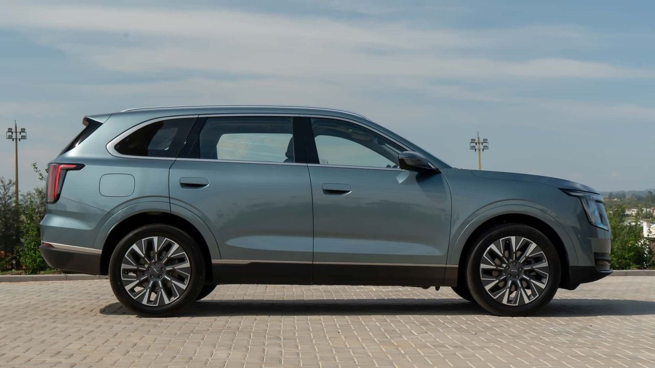 jetour-s08-premium-phev-lado.jpg