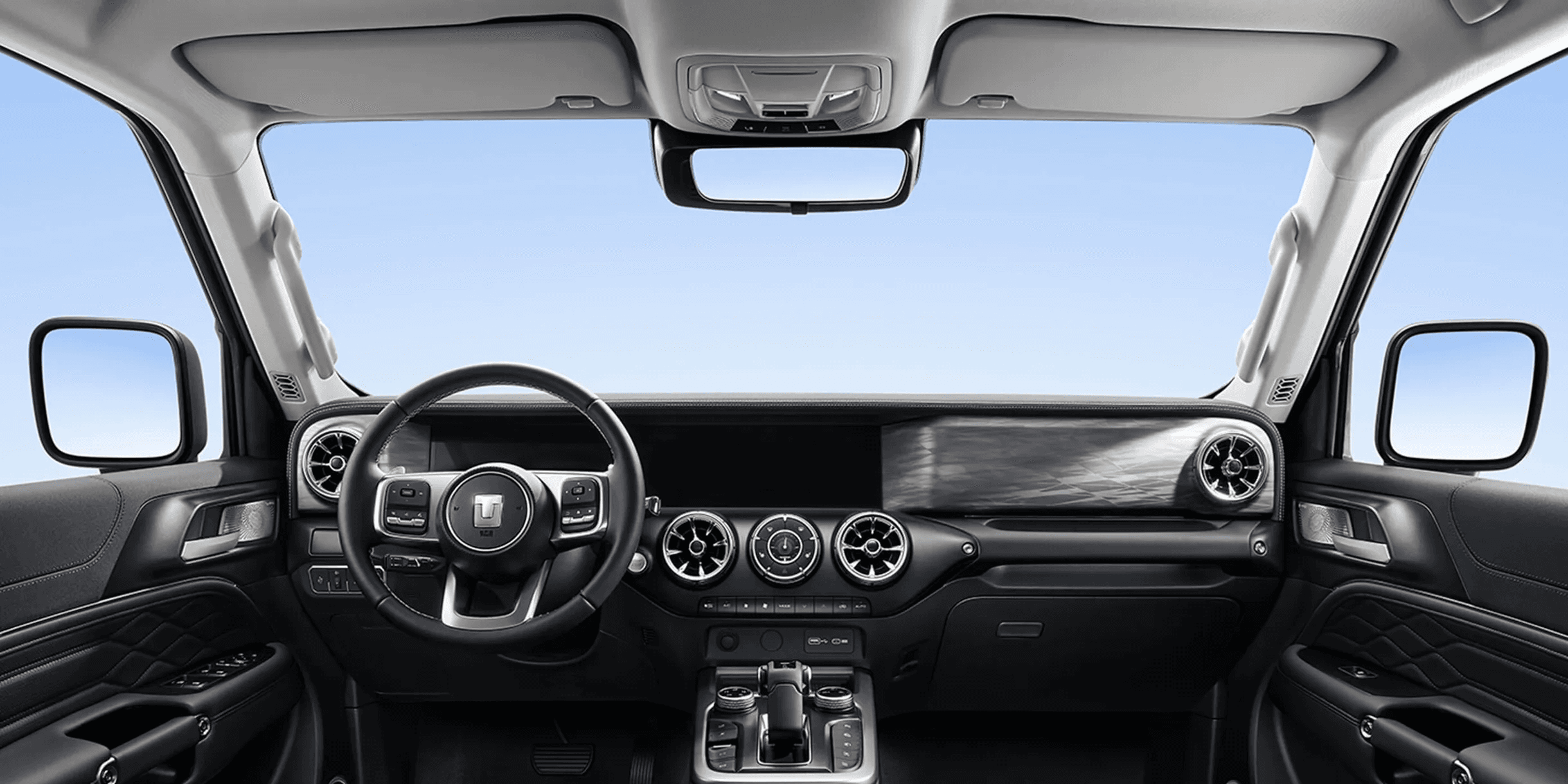 tank-300-s8-2880-interior.jpg