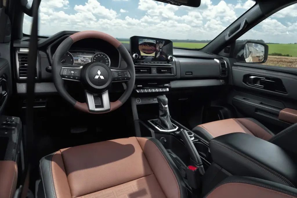 triton terra interior.jpg